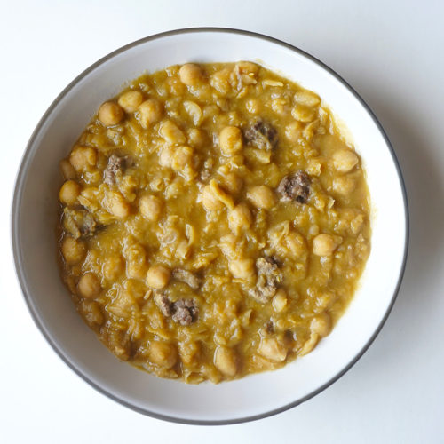 Garbanzos con carne cocida (solo en temporada)